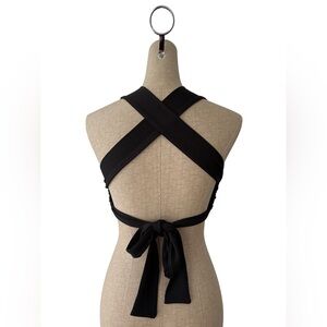 DE BASE Backless Criss Cross Ribbed Crop Top